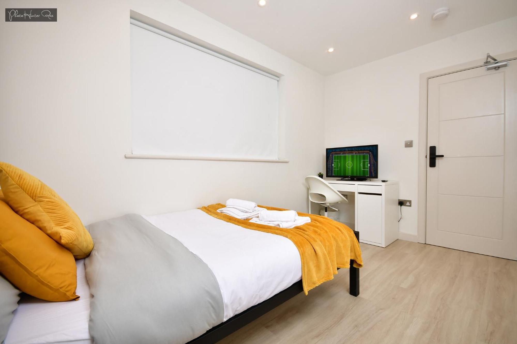 Morden Stratford 1 With Shared Bathroom London