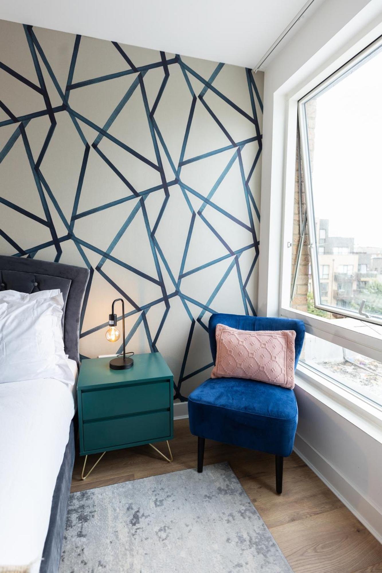 Stylish 3 Bed Near Downtown & Free Parking Leilighet *