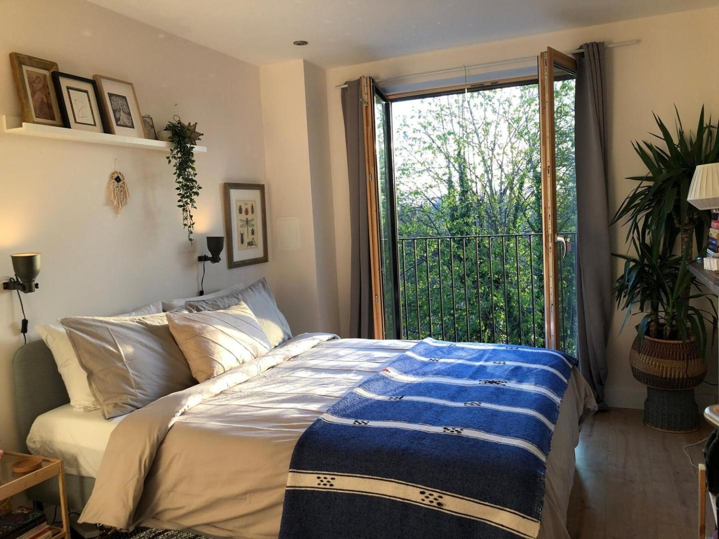 Сasa de vacaciones Beautiful Bright 3-bed Next To Station