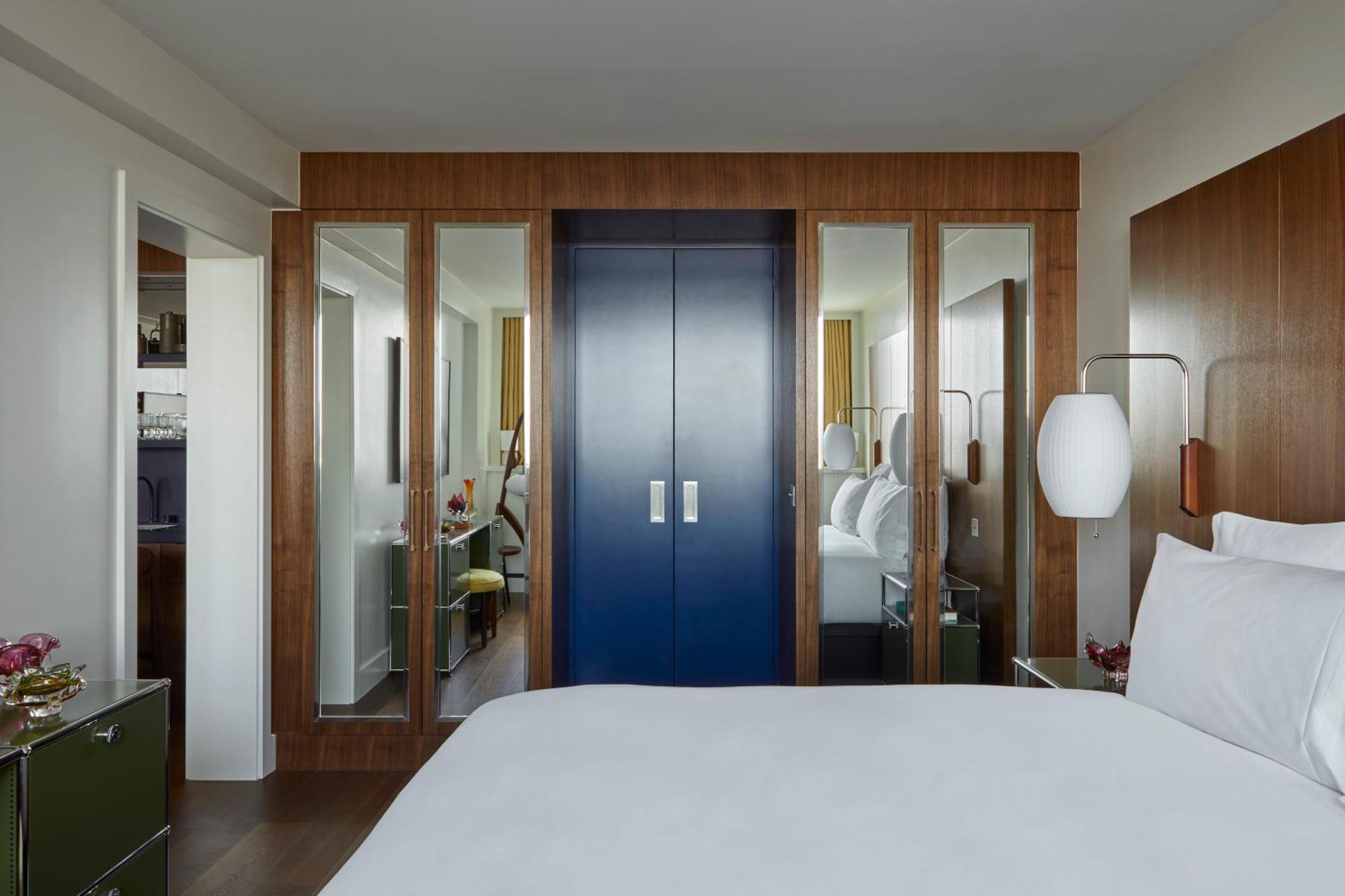 Sea Containers London