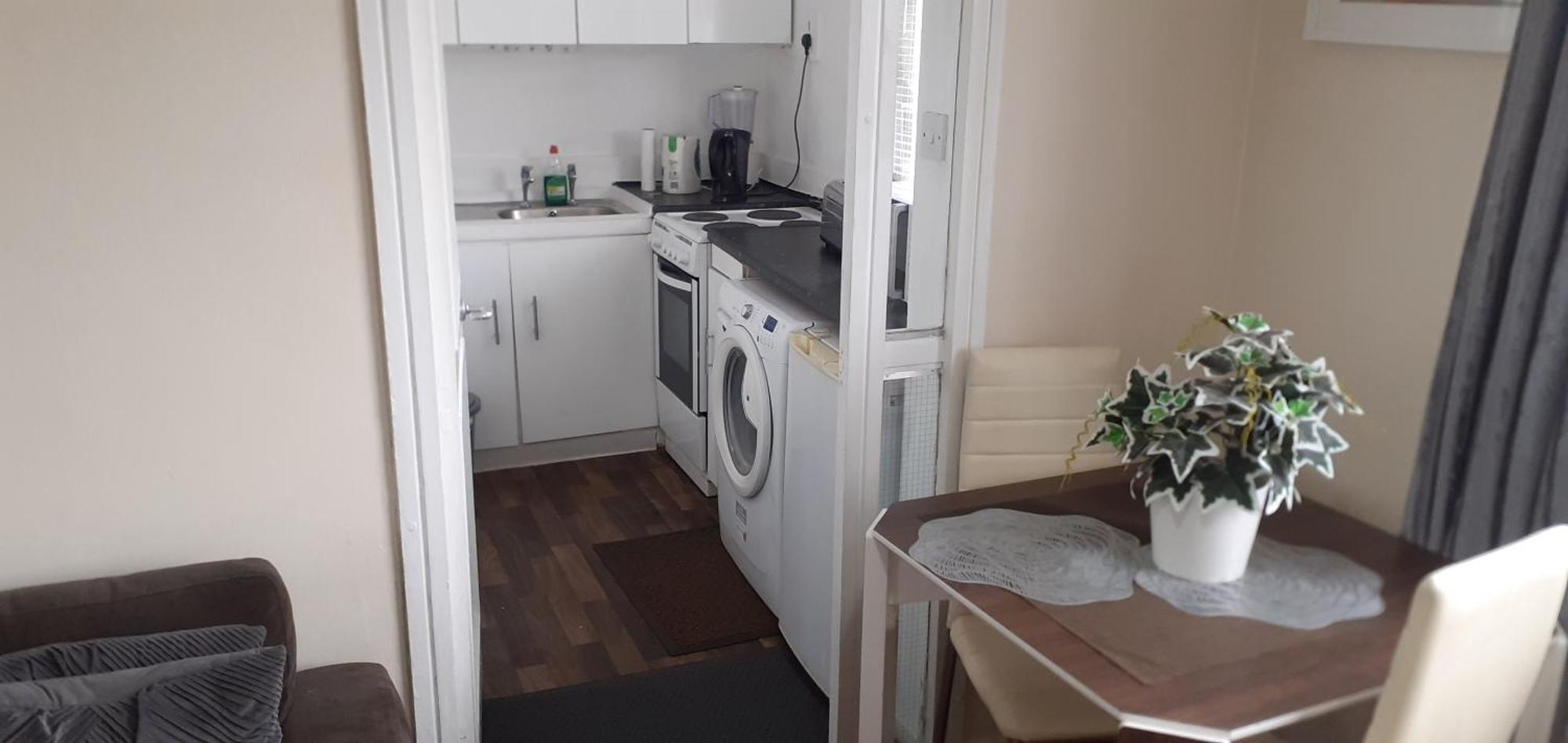 Beautiful Cosy 1bedroom In Apartment *