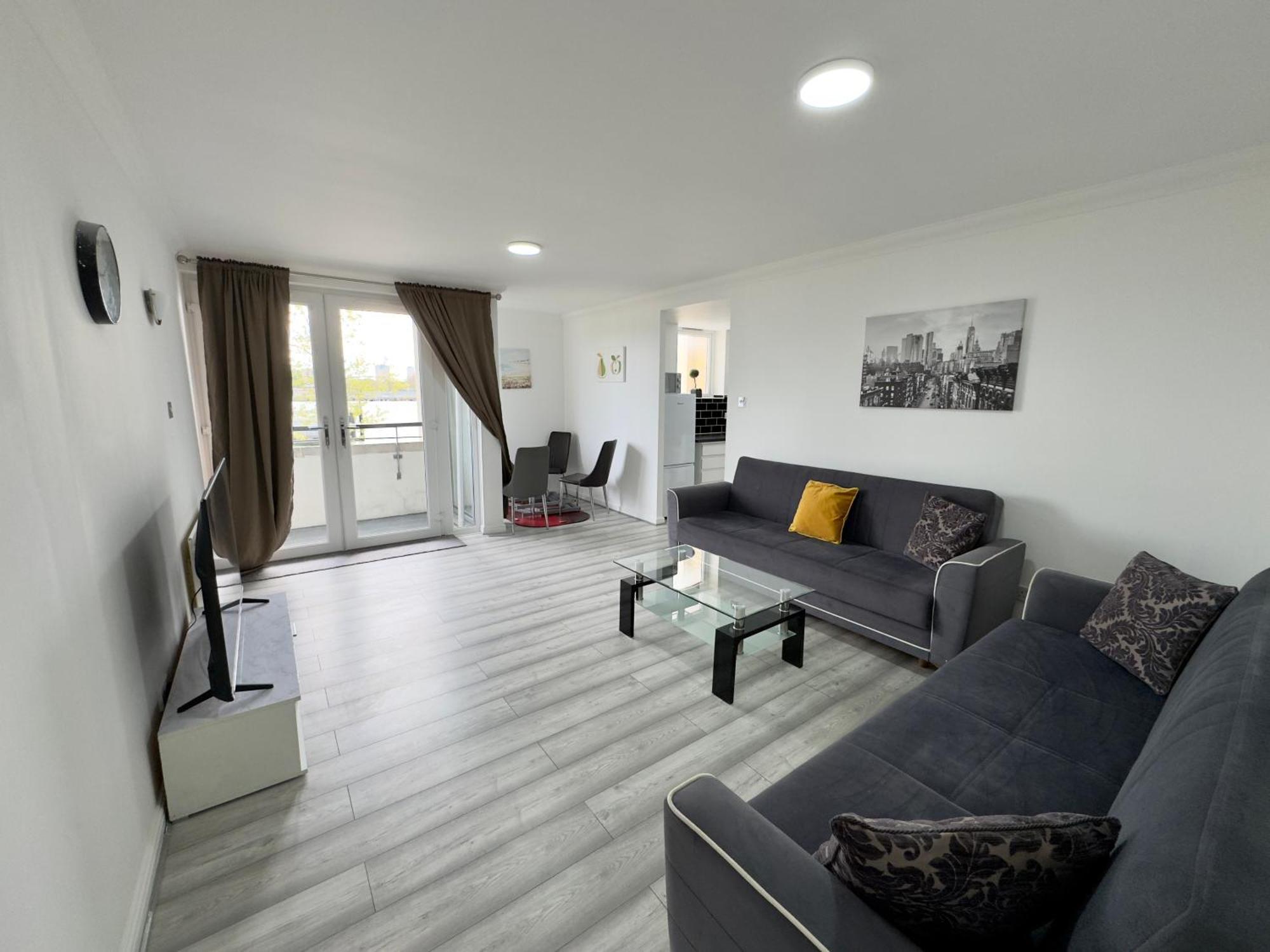 Apartment Amazing Riverview 3bedrooms, 2bathrooms, Balcony, Parking *