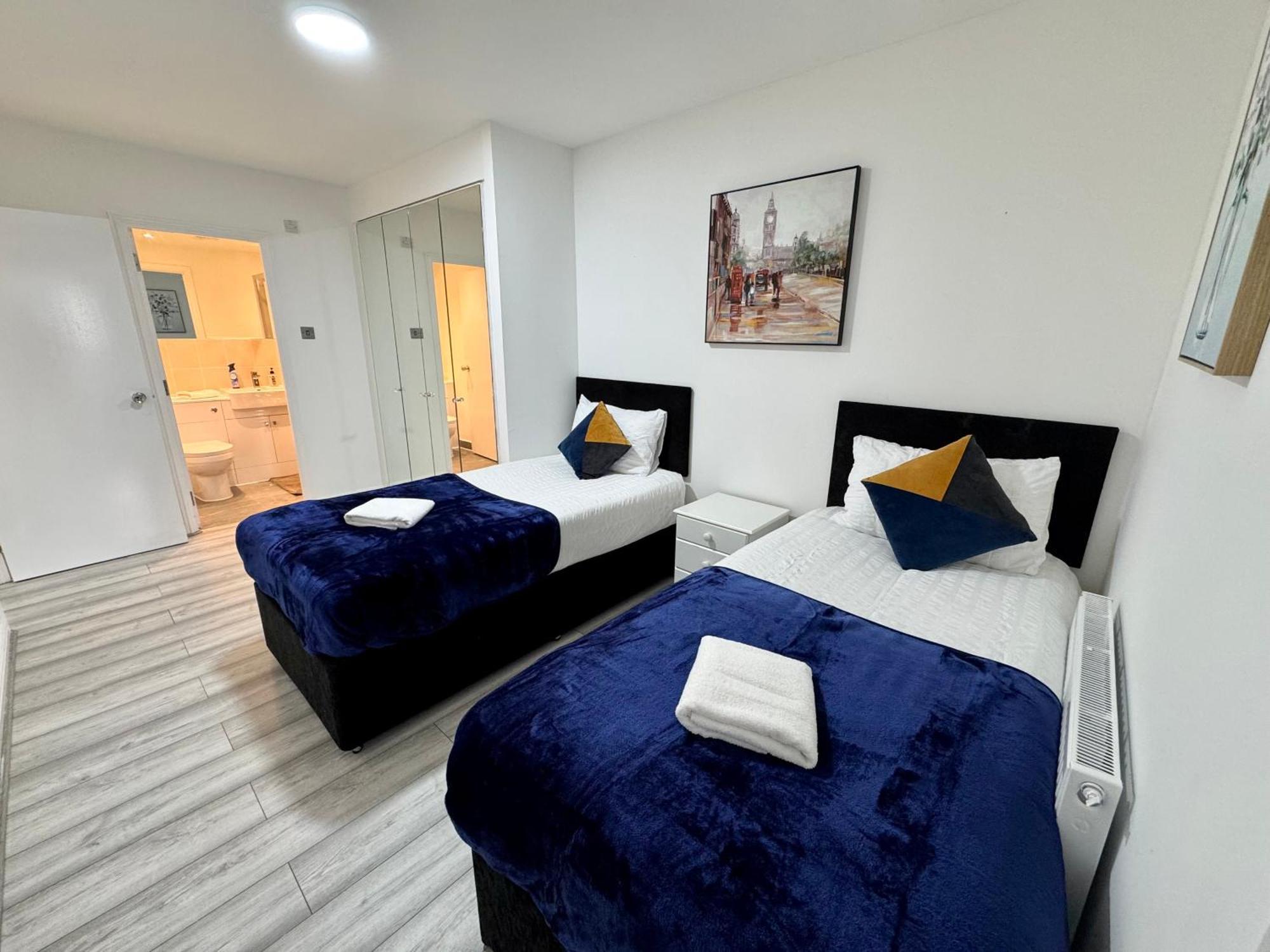 Amazing Riverview 3bedrooms, 2bathrooms, Balcony, Parking Apartment