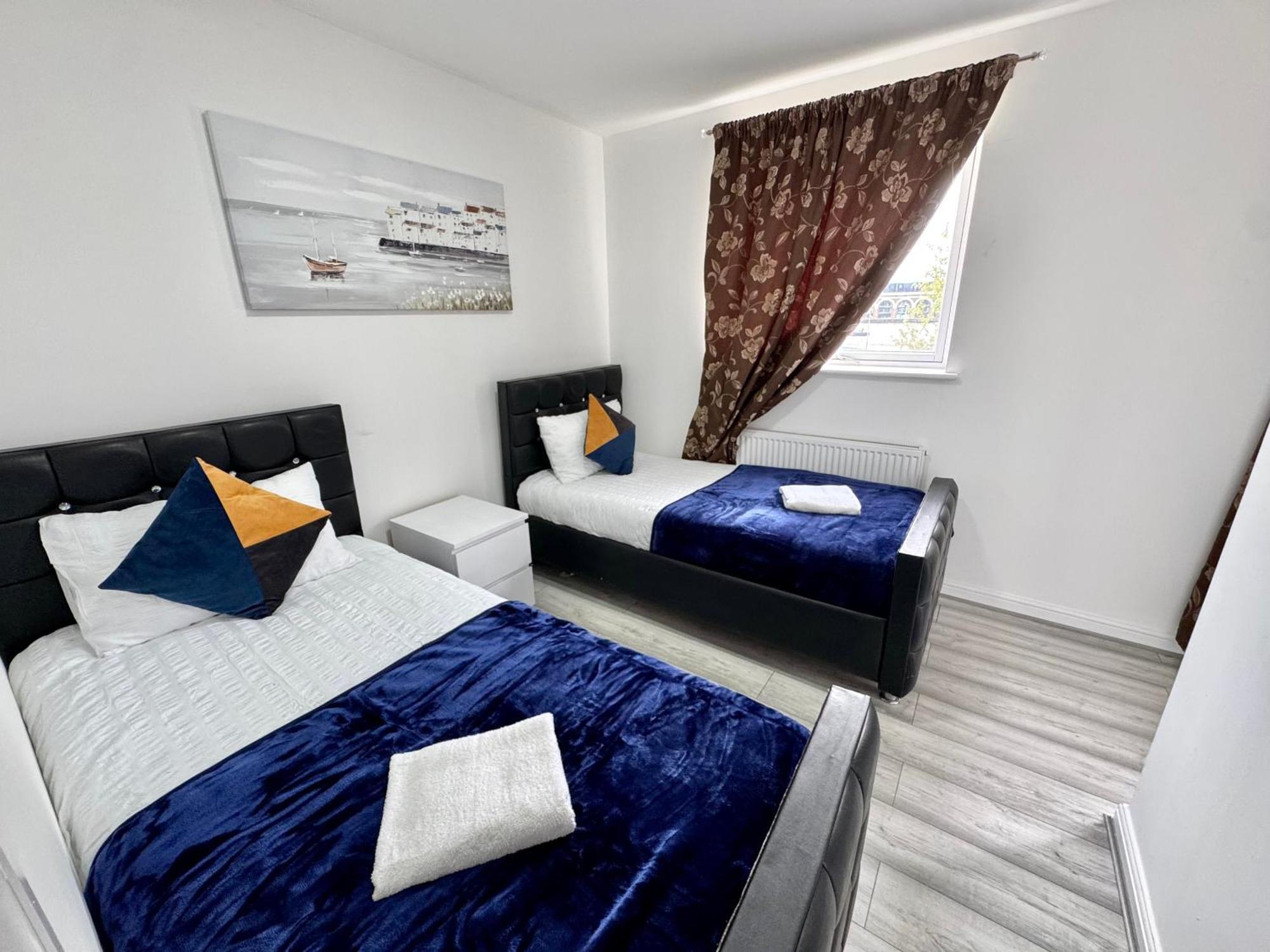 Apartment Amazing Riverview 3bedrooms, 2bathrooms, Balcony, Parking *
