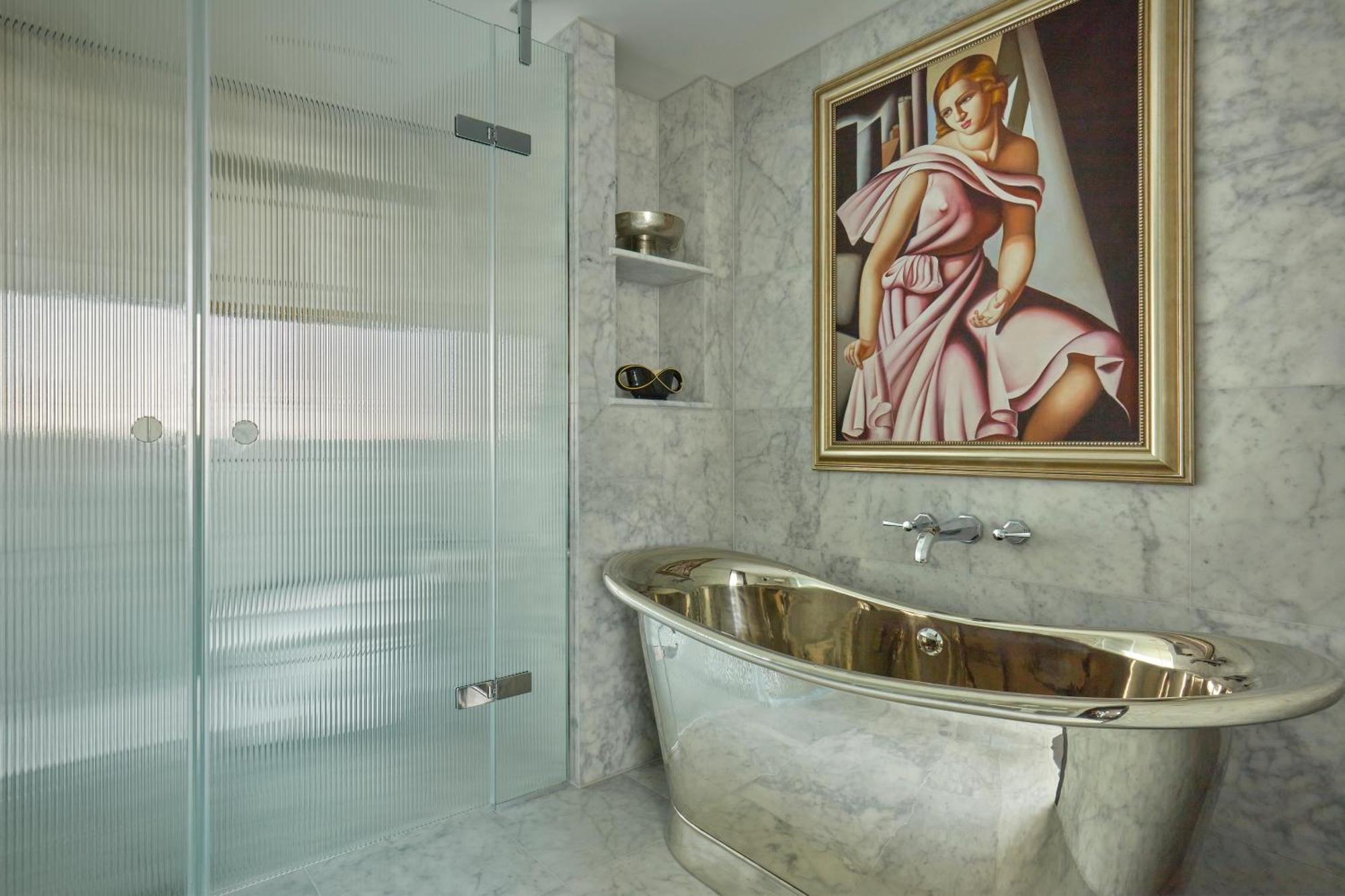 Hotel Sea Containers London