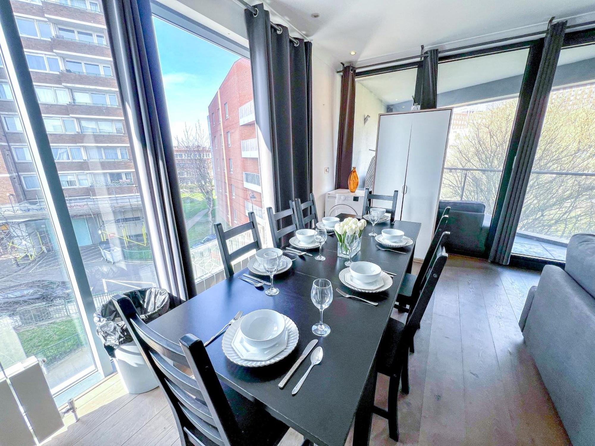 Apartment Sleek 3-bedroom Flat With Lift & Wi-fi In Southwark, Borough Near The Shard *