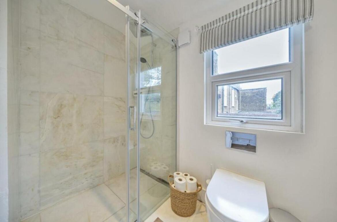 Charming 3 Bedroom Family *