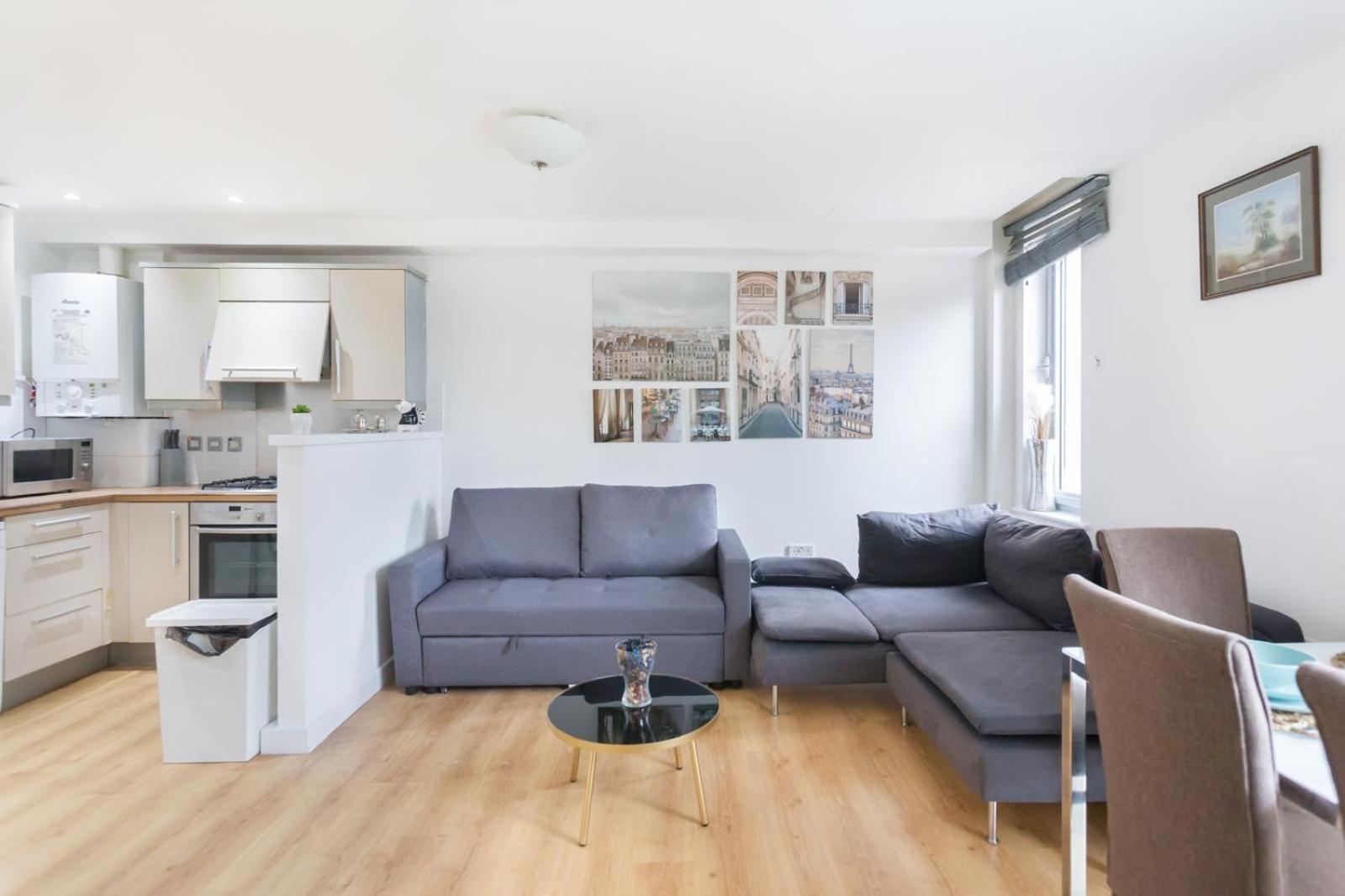 2 Bed Entire