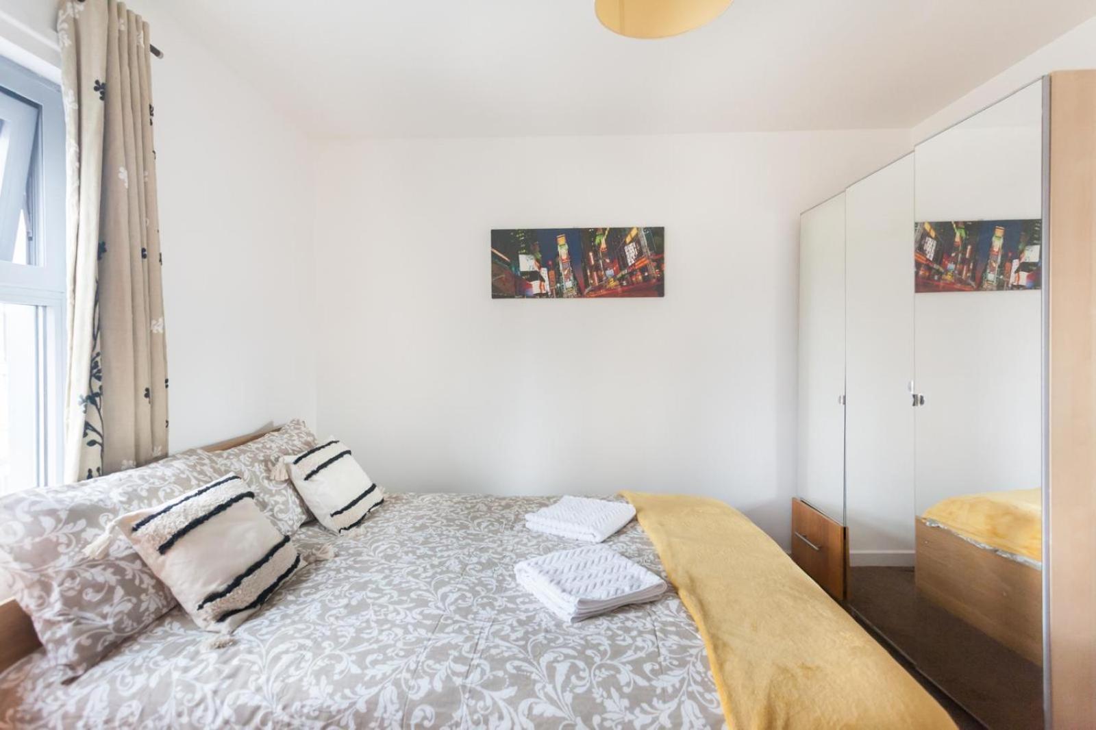Apartment 2 Bed Entire London