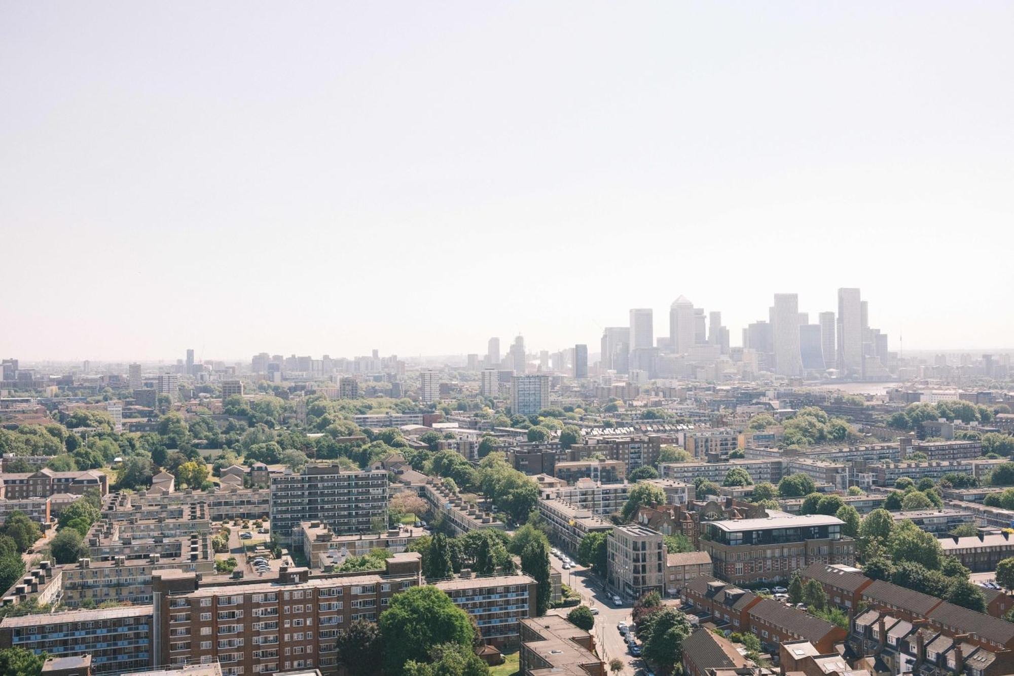 Luxury Skyline Living 2b2b