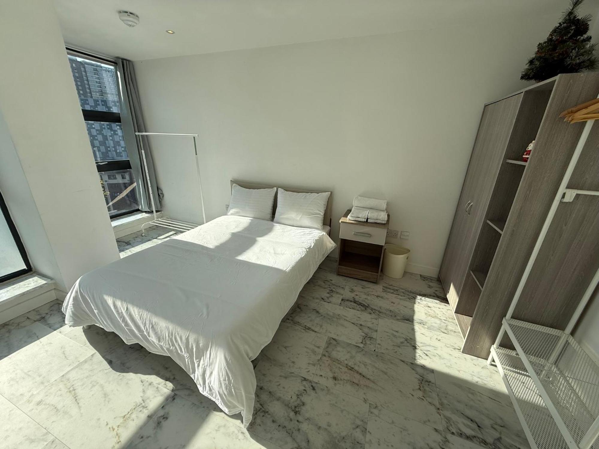 Entire Flat With 2X Bedrooms, 2X Bathrooms And A Big Living Room In The Olympic Park And Westfield At Stratford 5*