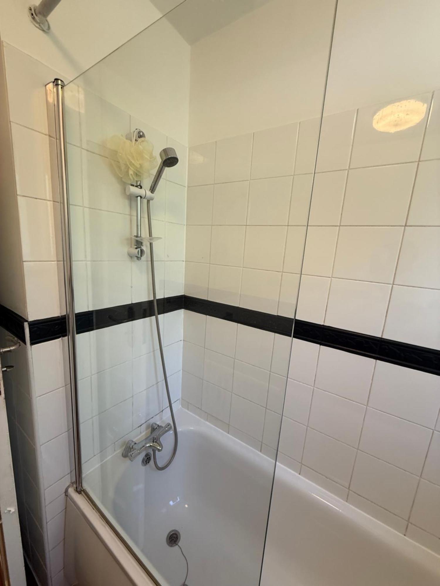 Apartment Large 5 Bedroom House Close To Station *