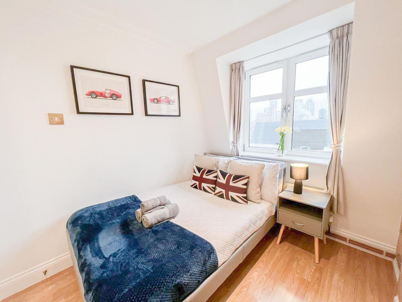 3 Bedroom Flat With Free Secured Parking In Borough Near The Shard, Bermondsey *
