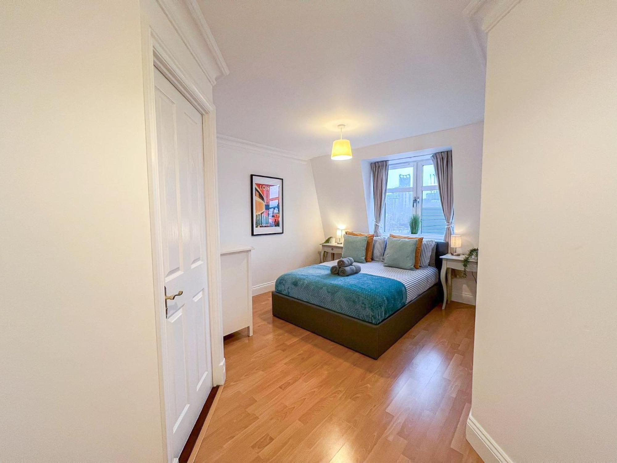 3 Bedroom Flat With Free Secured Parking In Borough Near The Shard, Bermondsey London