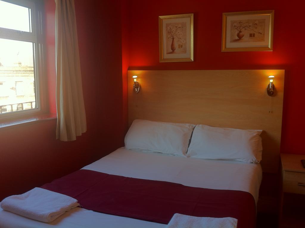 Express Hotel