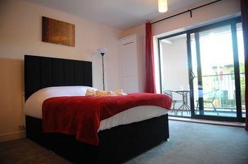Apartahotel Canary Heights 3*