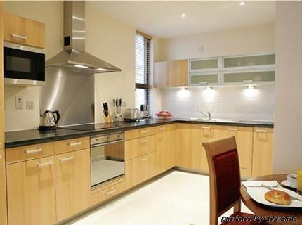 Marlin Commercial Road - Limehouse Aparthotel 4*