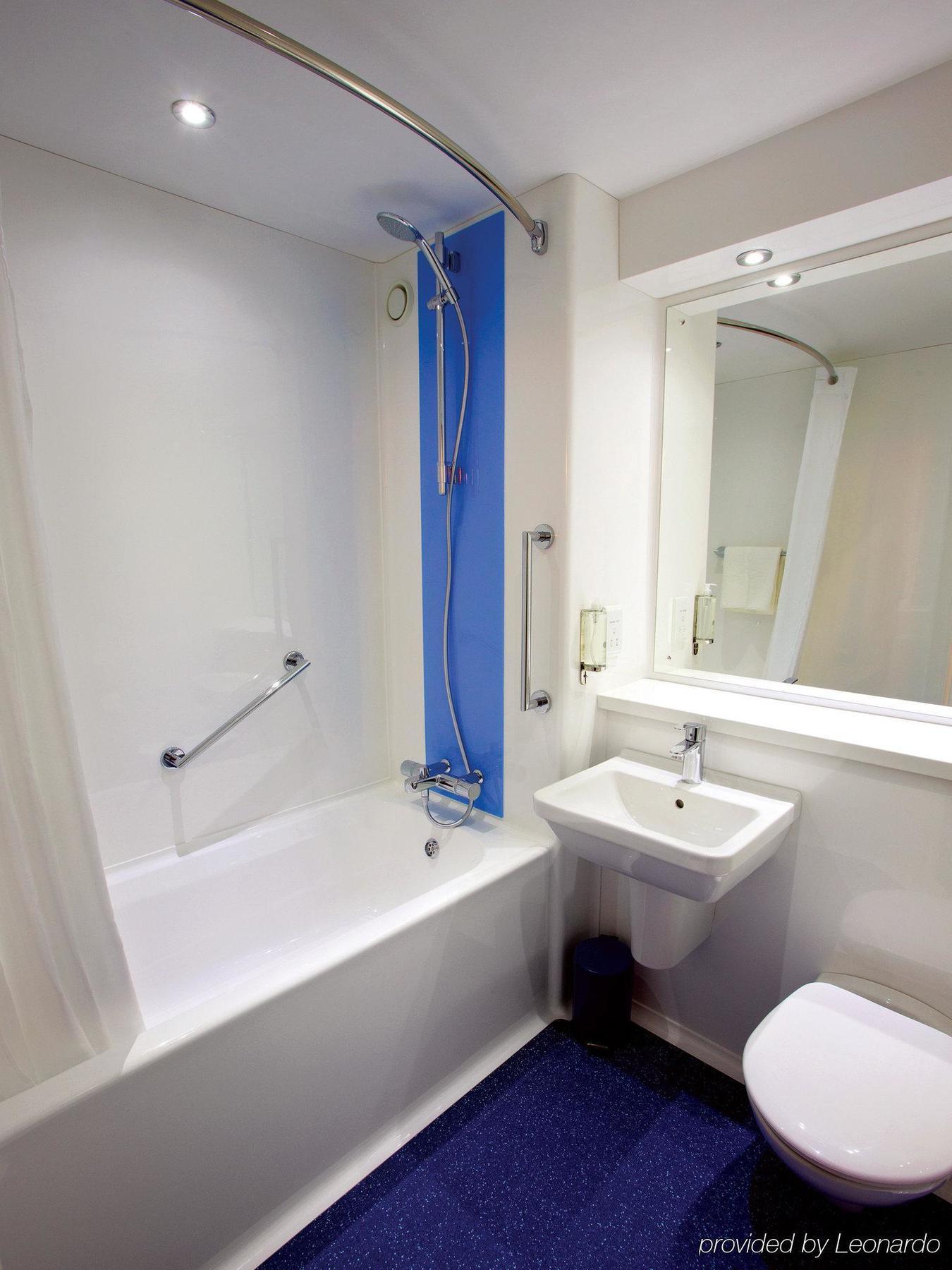 Travelodge Battersea Hotel London