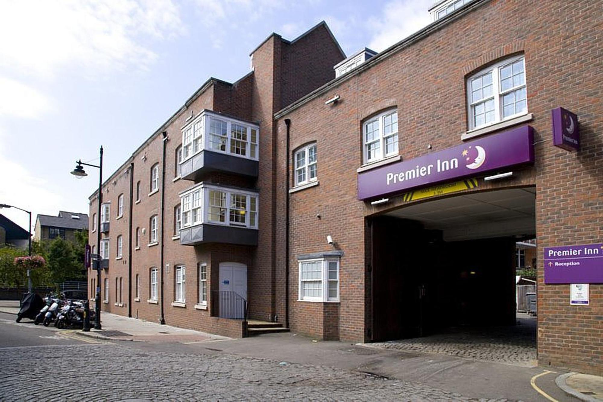 Premier Southwark Hotel London