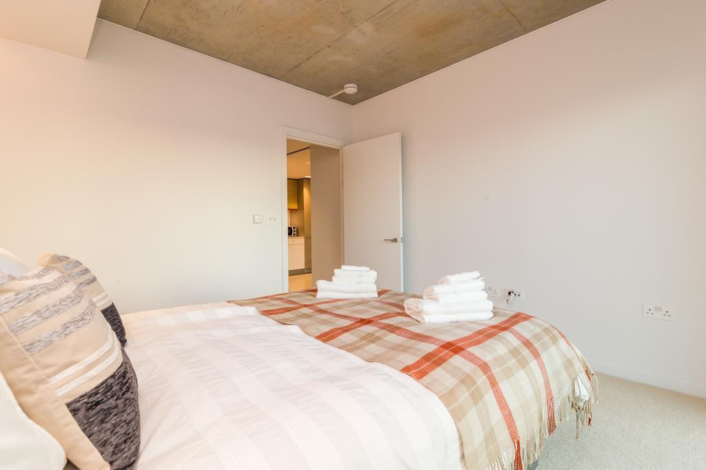 Royal Style - 5 Mins Walk To Excel Leilighet
