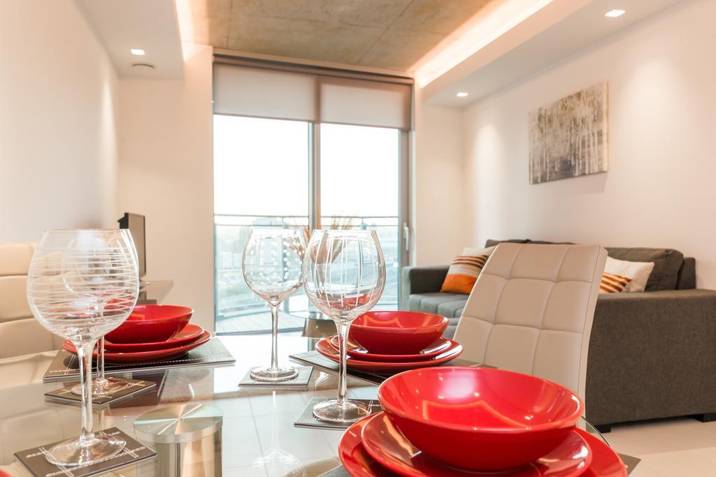 Leilighet Royal Style - 5 Mins Walk To Excel London