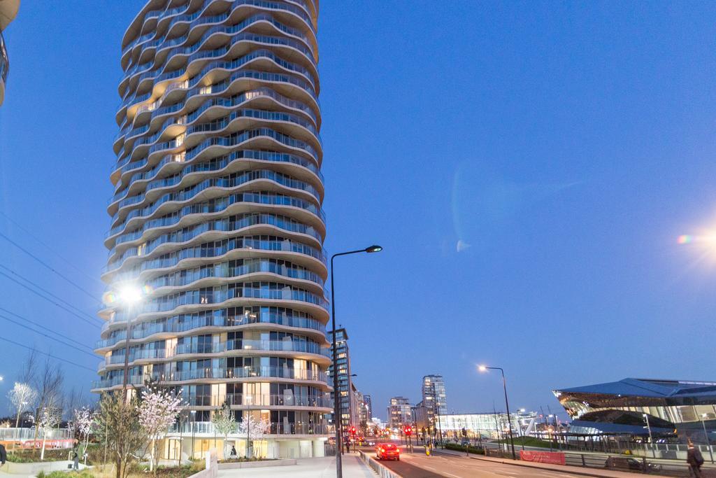 Royal Style - 5 Mins Walk To Excel Leilighet