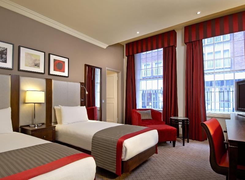 The Mayfair Townhouse - An Iconic Luxury 5* Londres