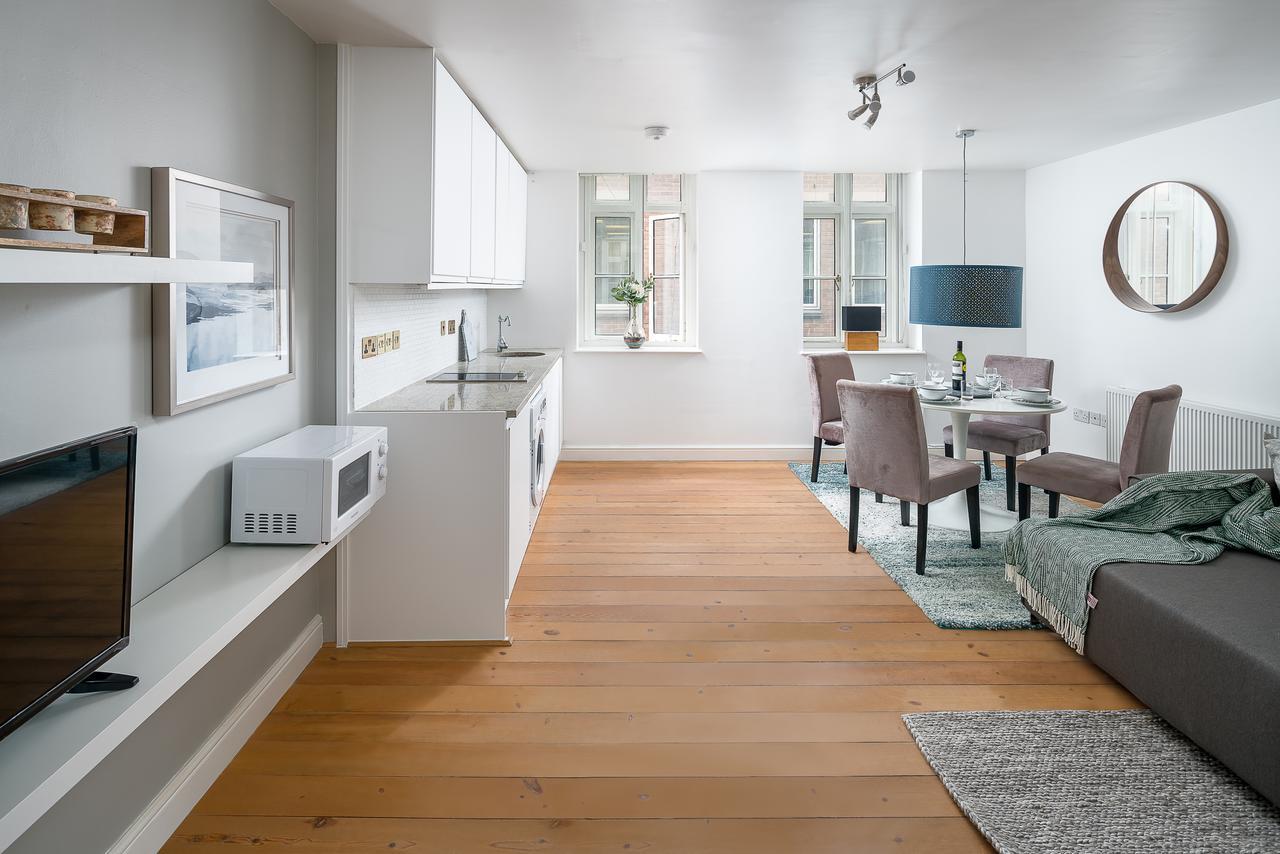 Apartment Square Mile Residences London