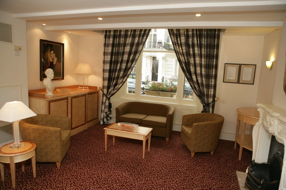 Byron Hotel 4*