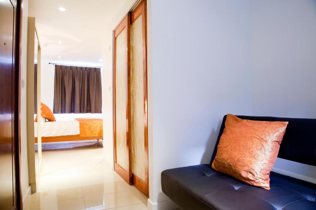 Russell Square Hotel 3*