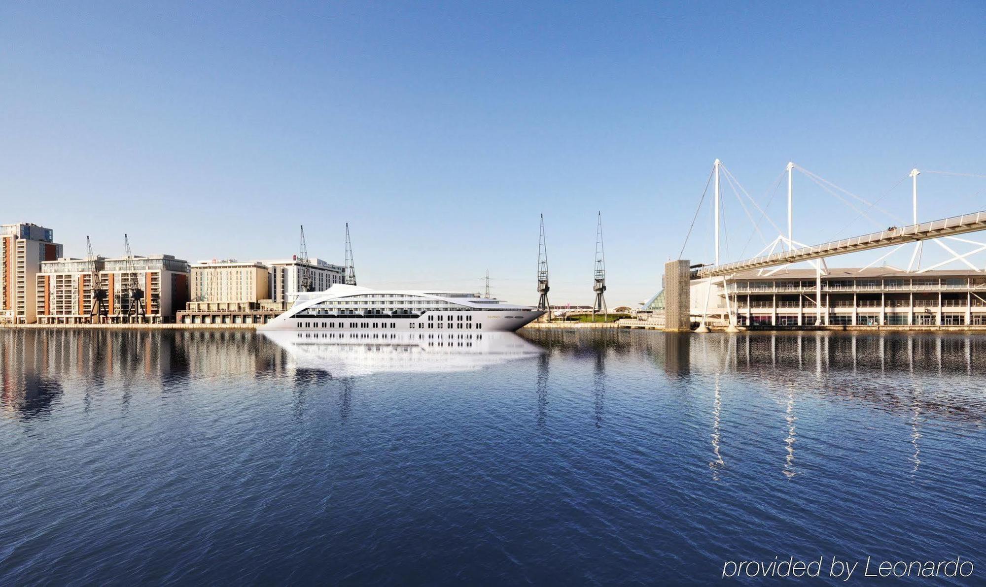 Sunborn Yacht Hotel London