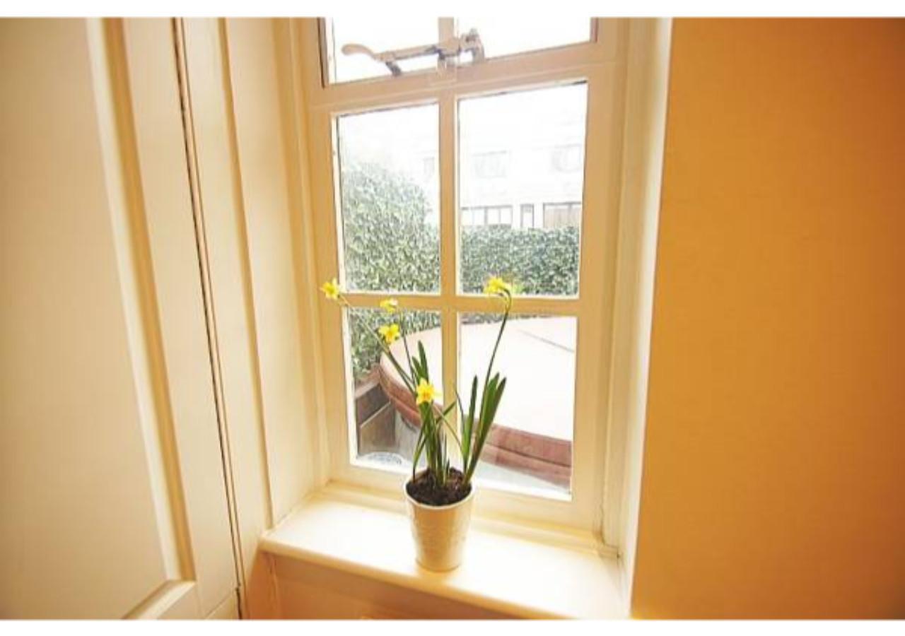 Piccadilly Circus Apartment