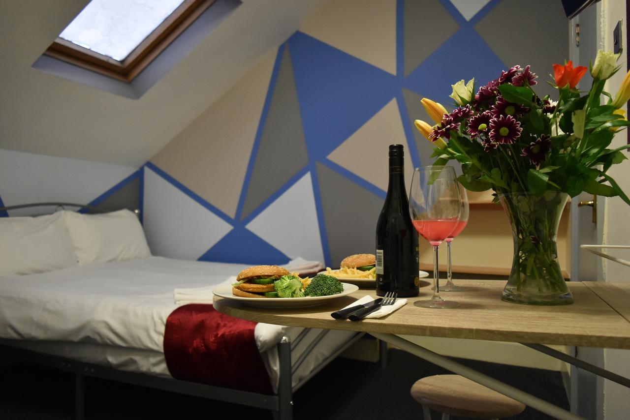 Olympus Nirvana Hotell London