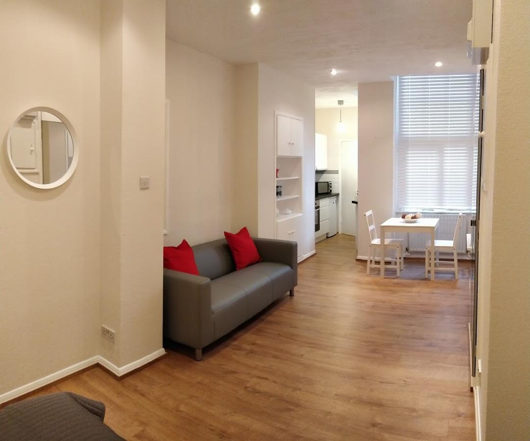Shq Apartment *