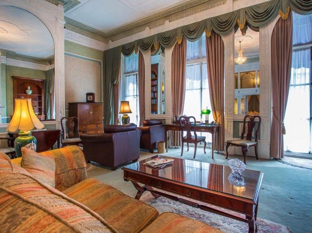 Elizabeth Hotel