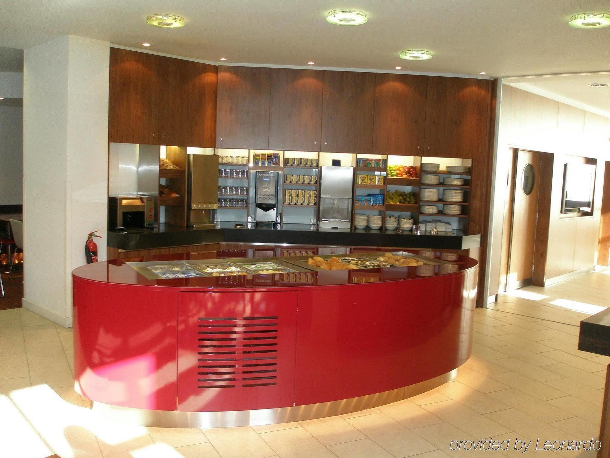 Express City, An Ihg Hotel