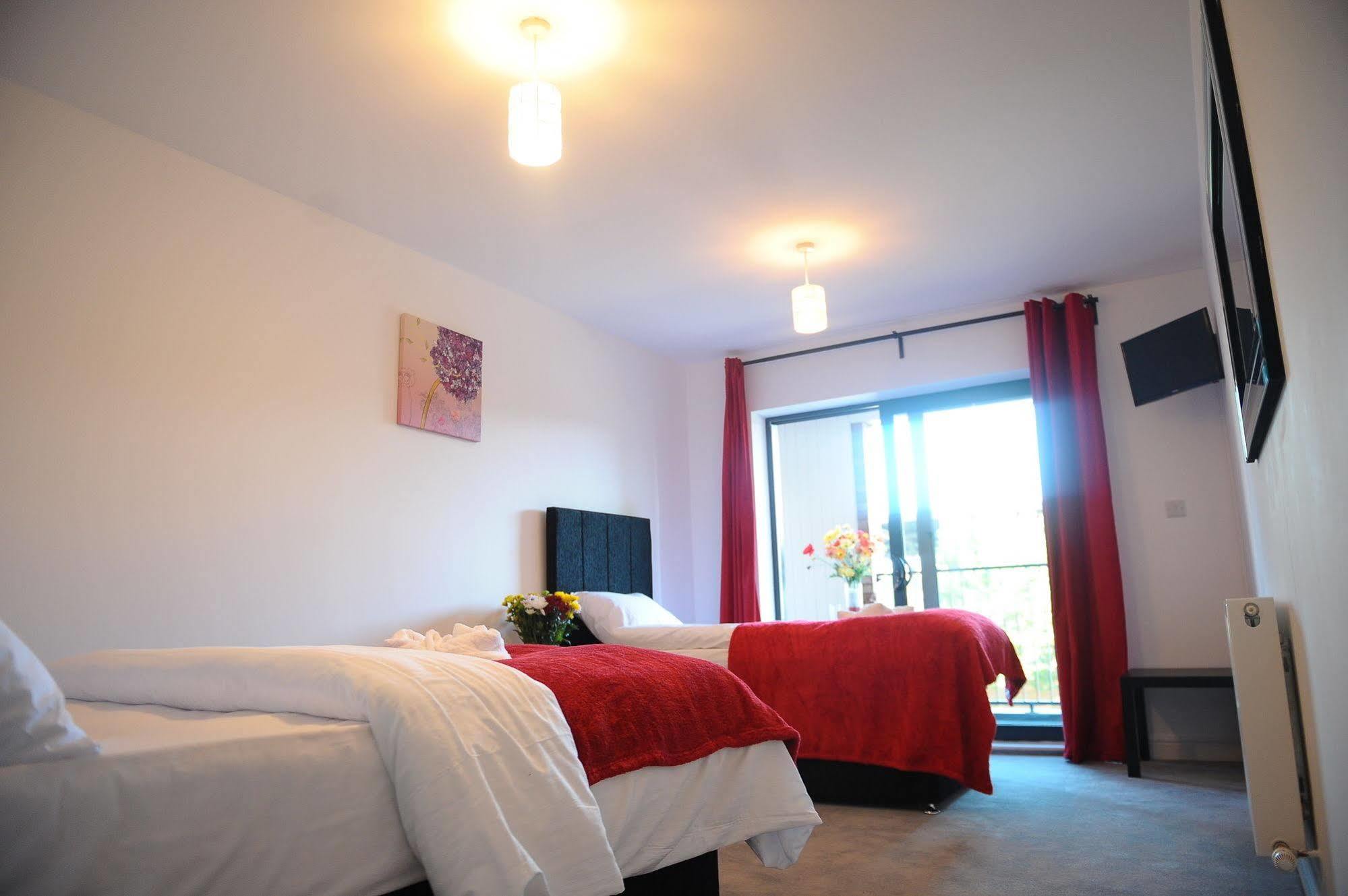 Apartahotel Canary Heights 3*