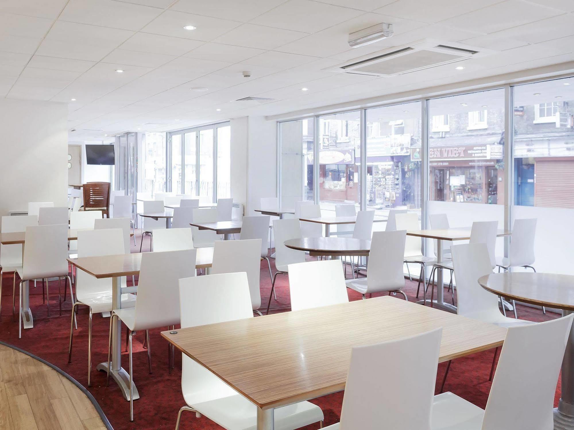 Travelodge Kings Cross Royal Scott London