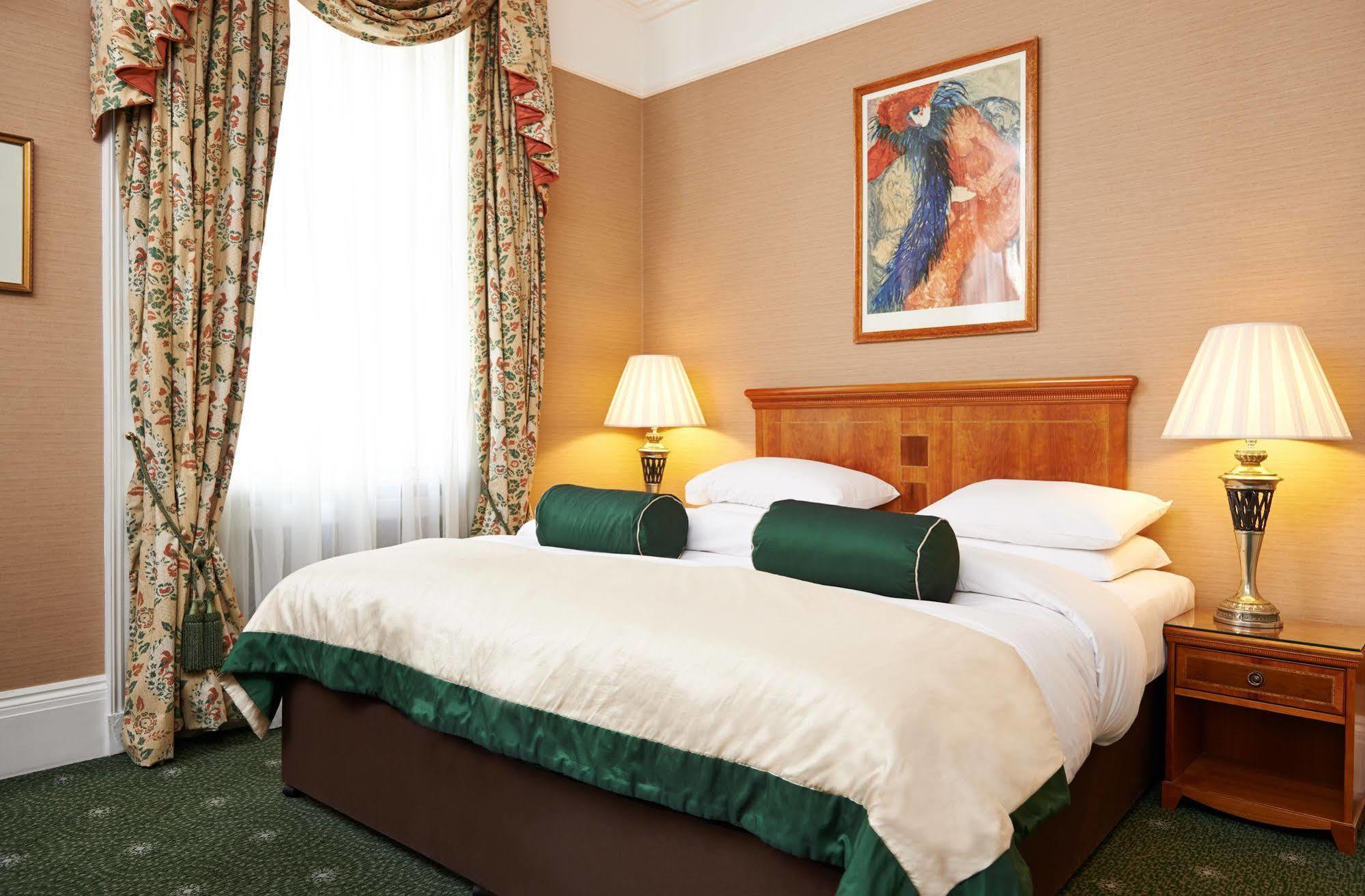 The Academy - Small Luxury Of The World Hotell