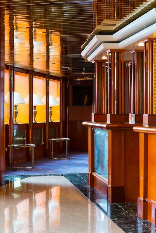 Sunborn Yacht 4*