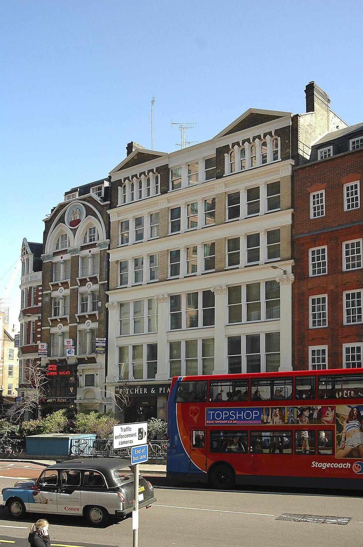 196 Bishopsgate Apartment *