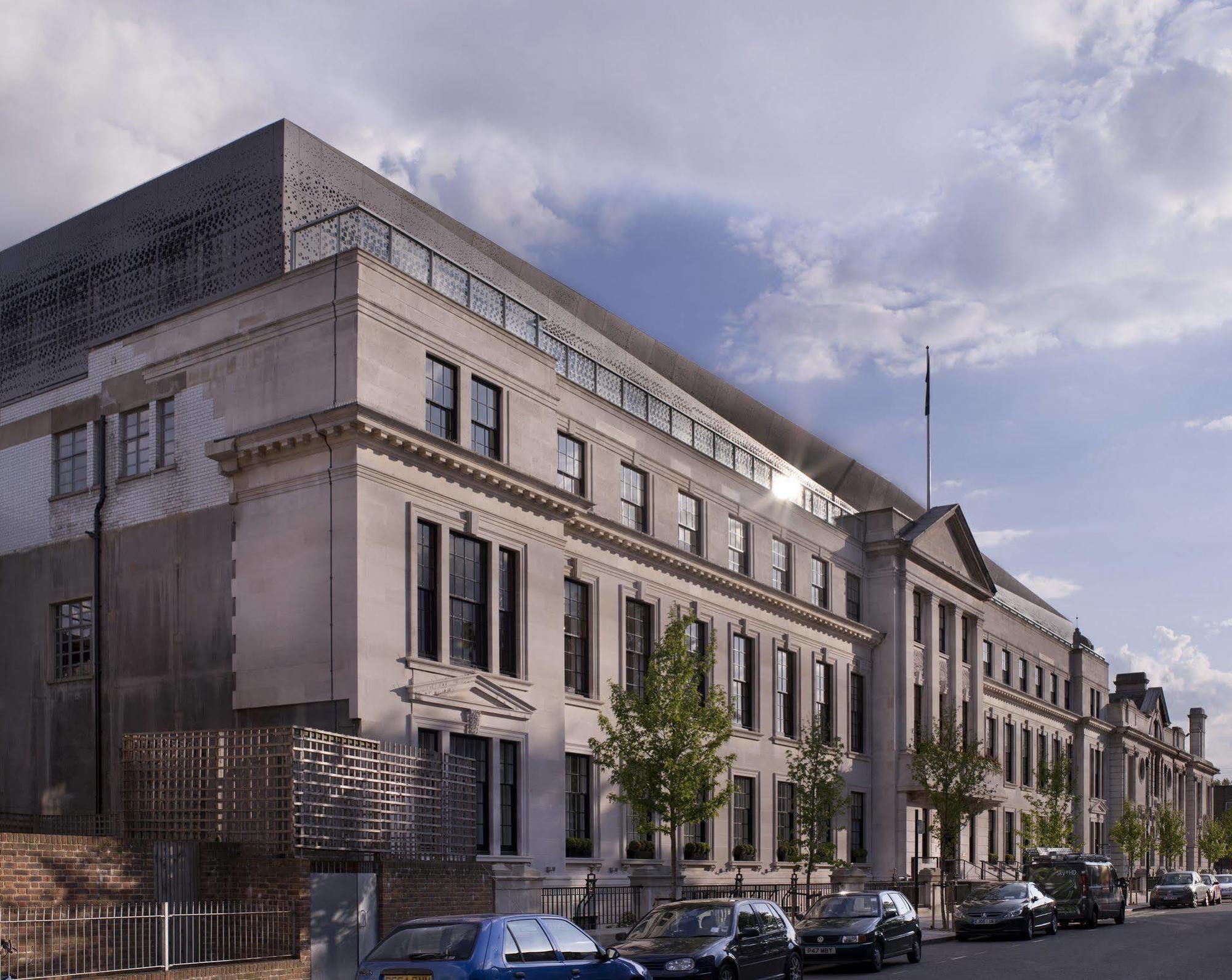 Town Hall - Shoreditch London