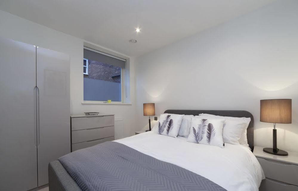 Hotel Premier Tower Bridge 3*