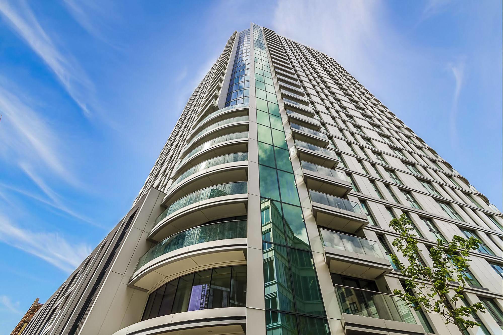 Altitude Apartment