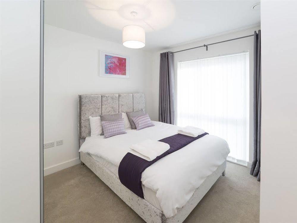 In2 Apartment London