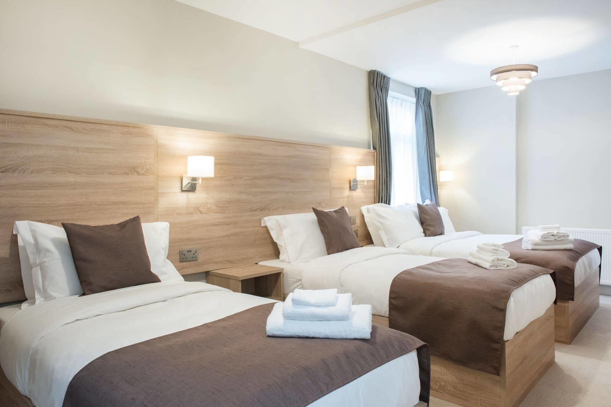 Docklands Hotel London