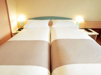 Ibis Greenwich 3*