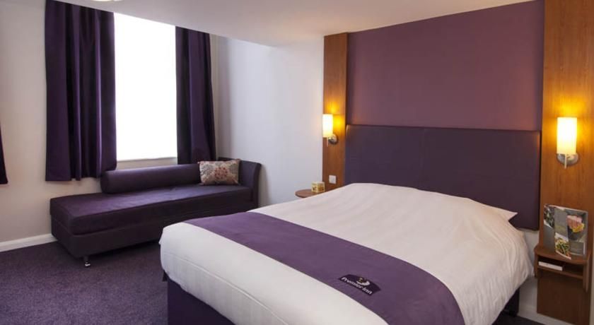 Premier Hotel 2*
