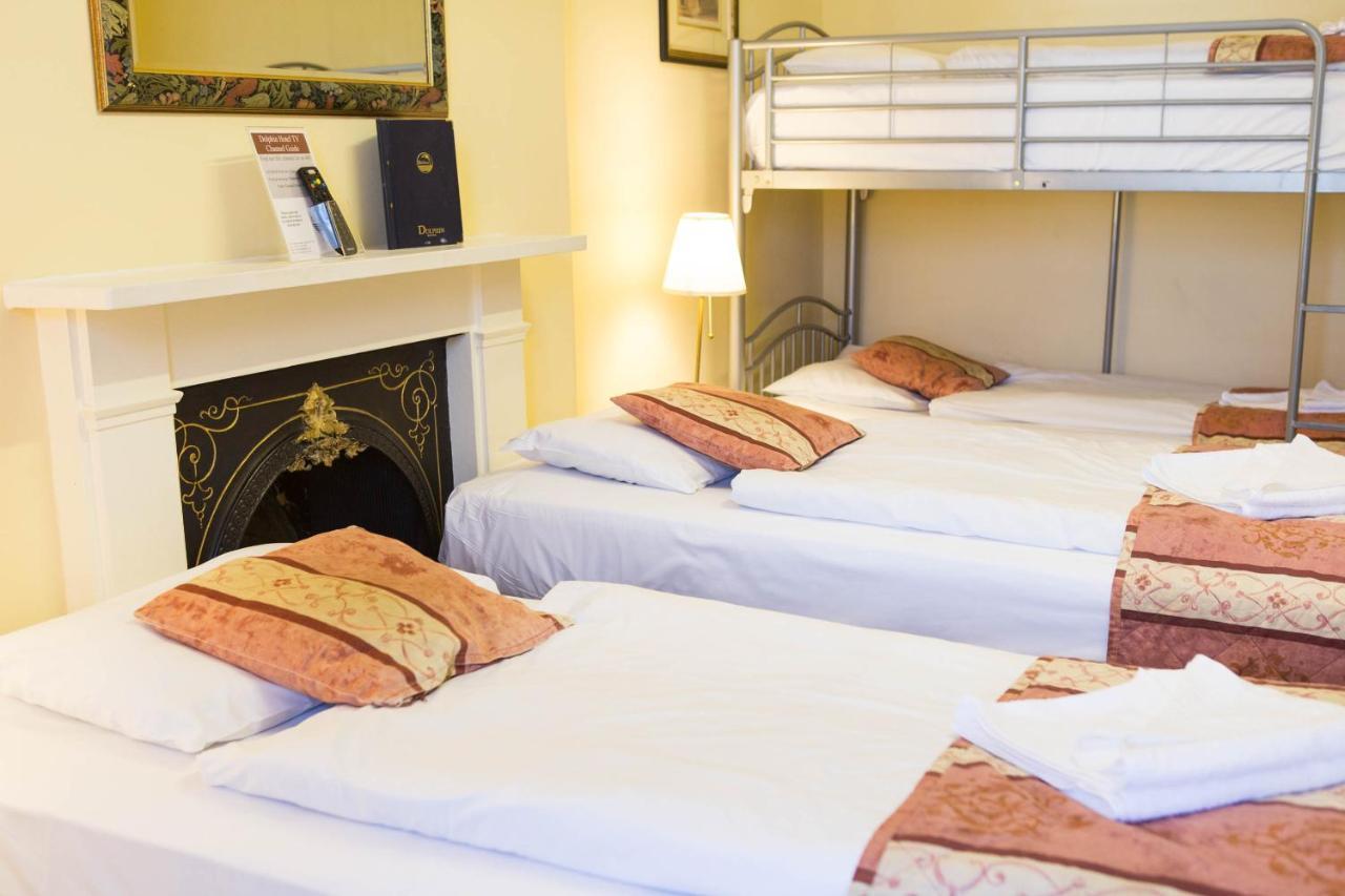 Dolphin Hotell