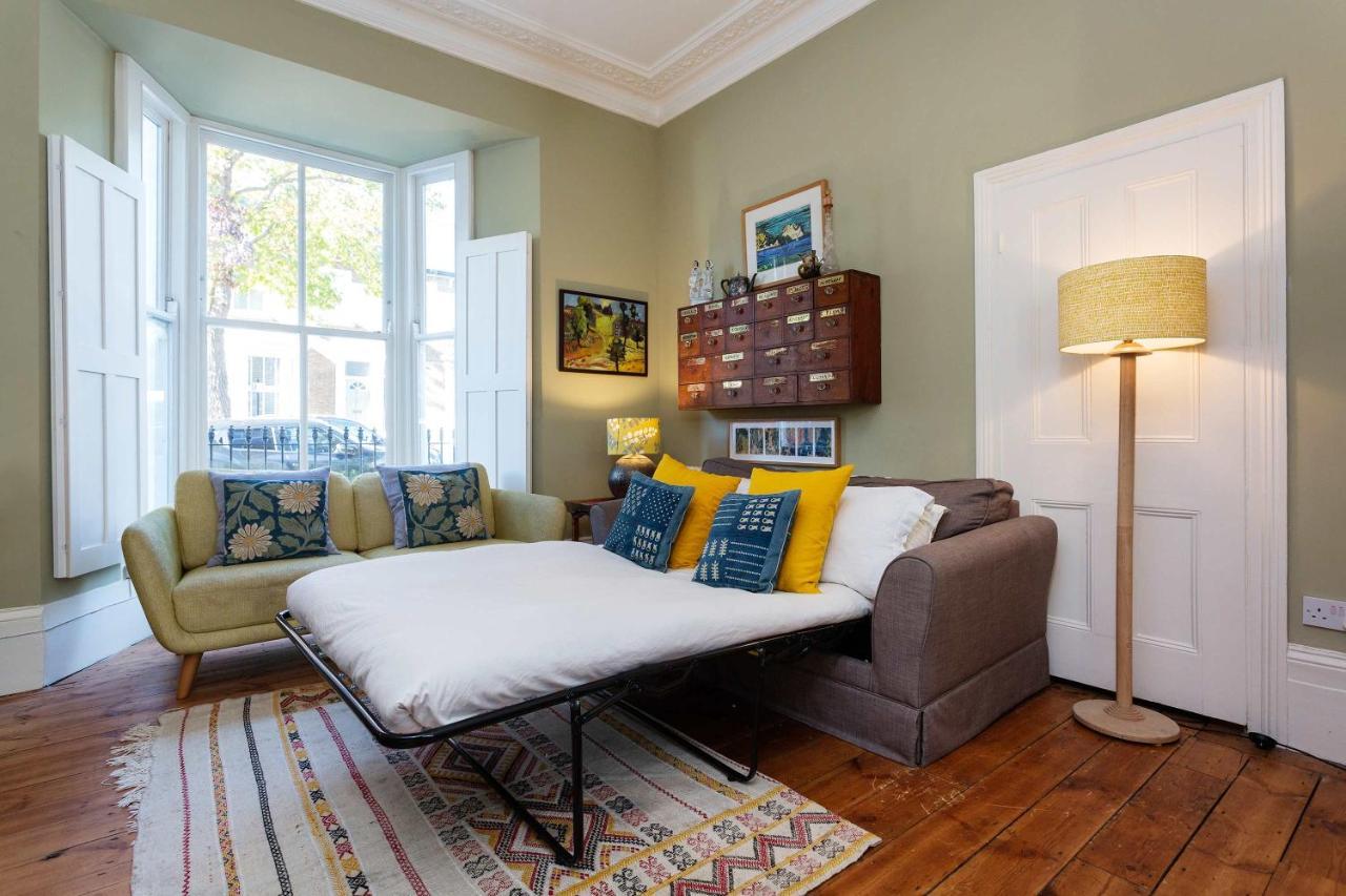 Veeve - East Elegance * London